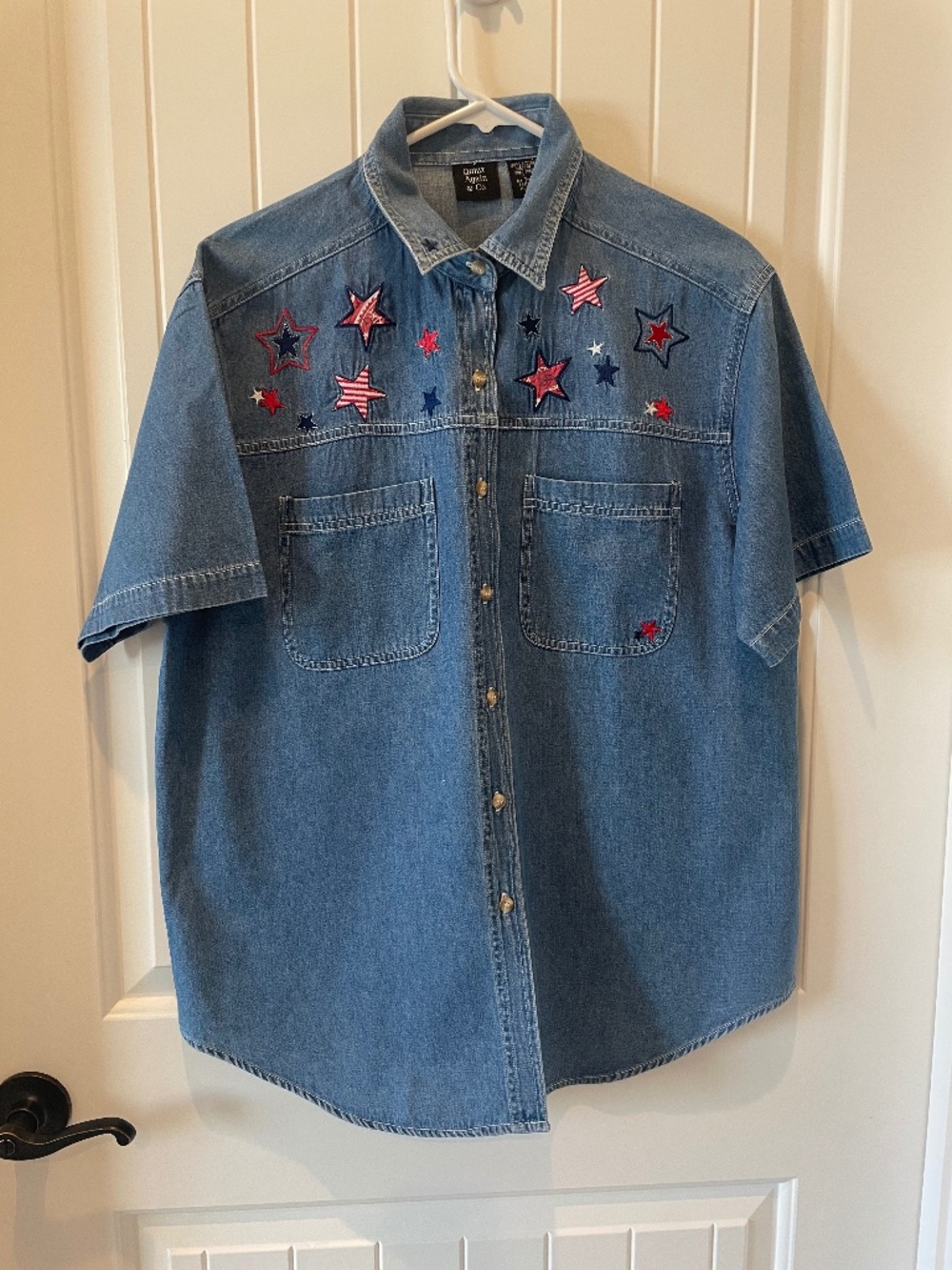 Quizz Again & Co. Embroidered Denim Blue Women's Top